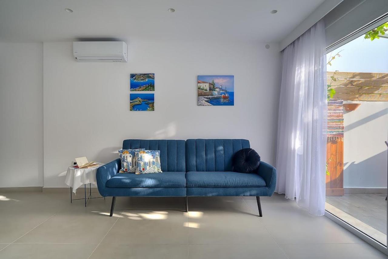 Sia Mare Seaside Apartments Фаліракі Екстер'єр фото
