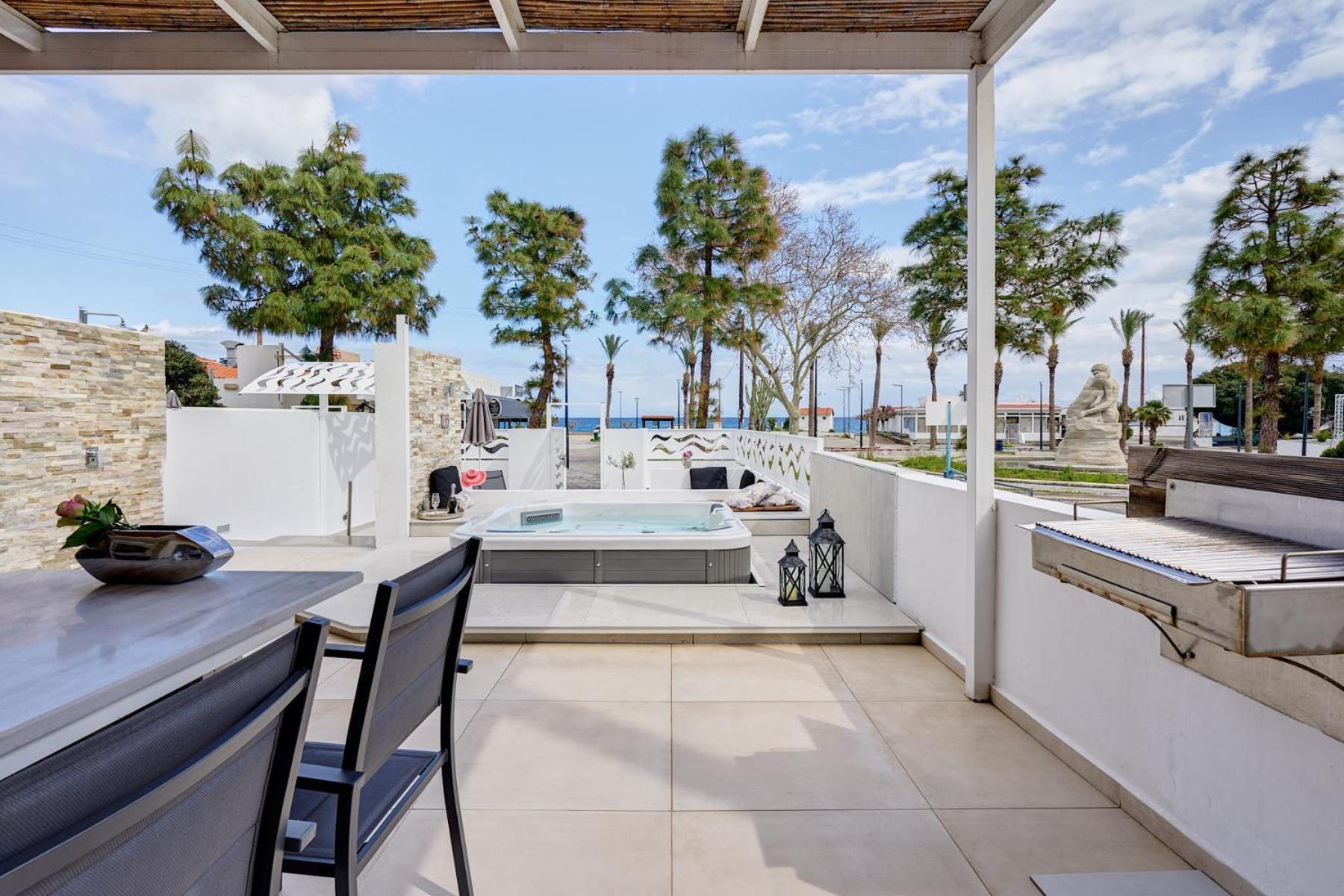 Sia Mare Seaside Apartments Фаліракі Екстер'єр фото